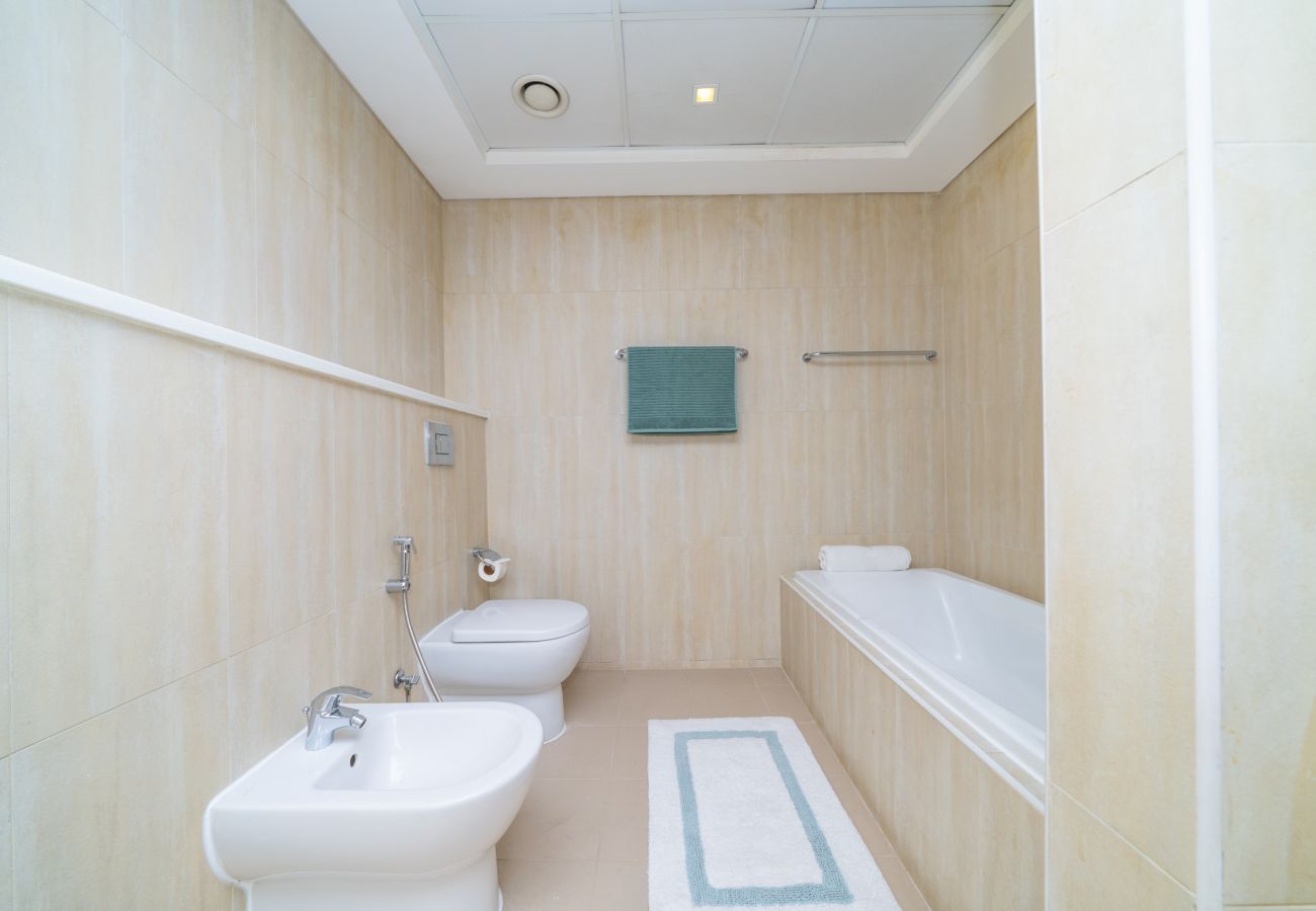 Apartment in Dubai - Al Bateen Residences | 3 Bedroom