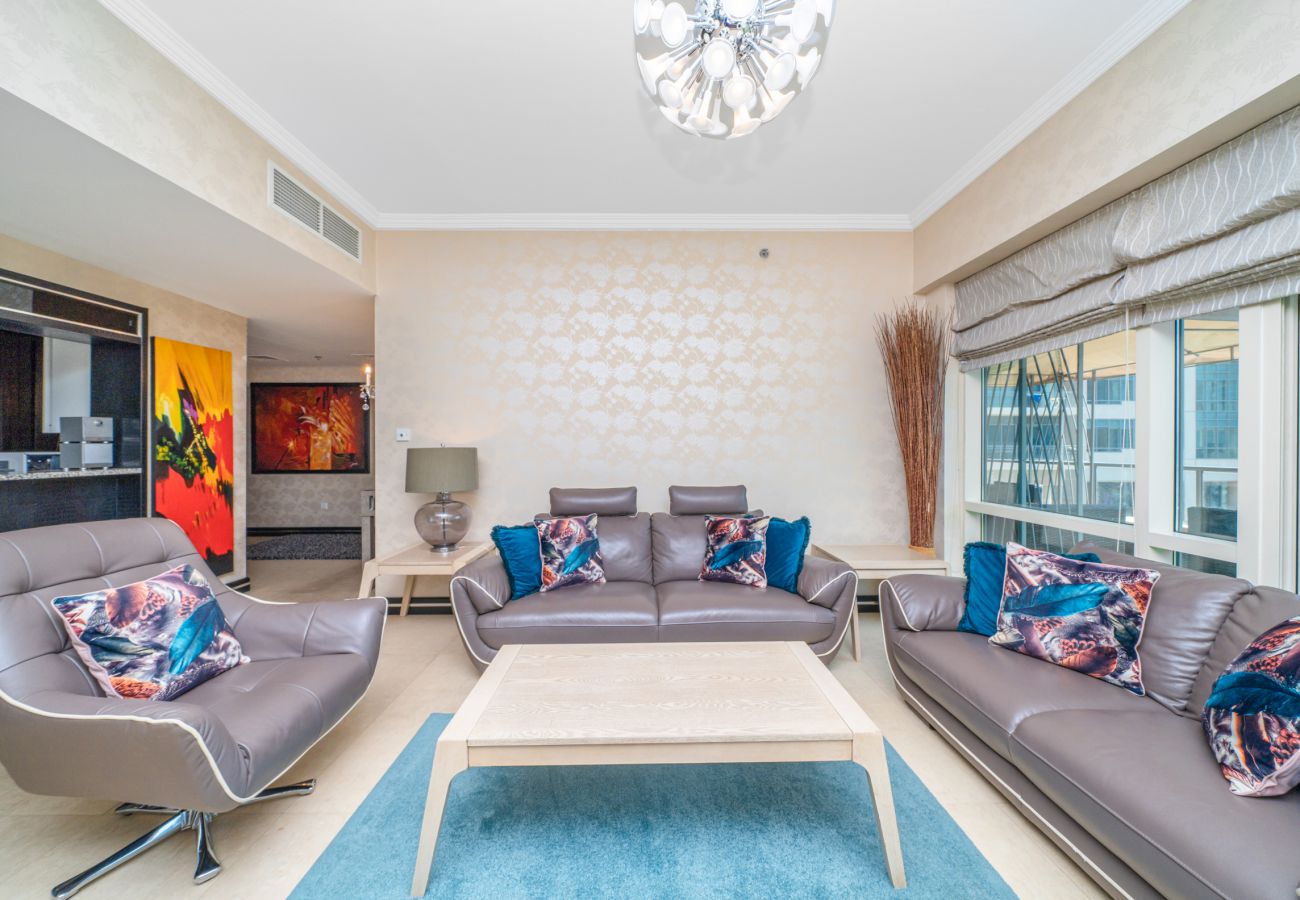 Apartment in Dubai - Al Majara 5 | 3 Bedrooms