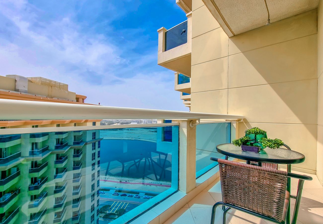 Apartment in Dubai - Lago Vista A | Studio