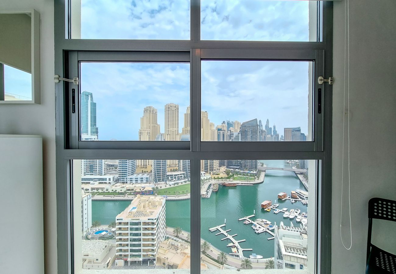 Apartment in Dubai - DEC Tower 2 - 3BR