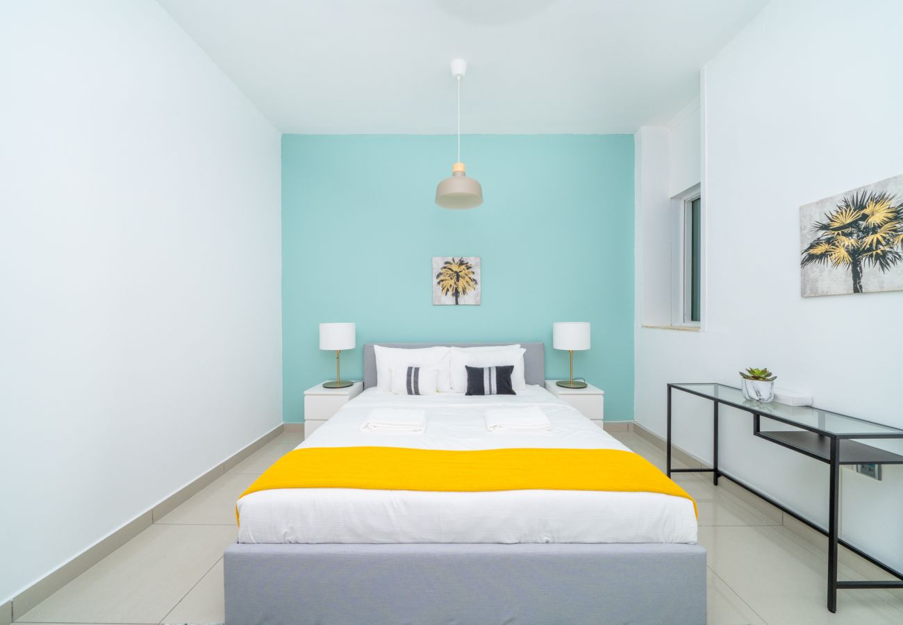 Apartment in Dubai - Marina Pinnacle | 1 Bedroom