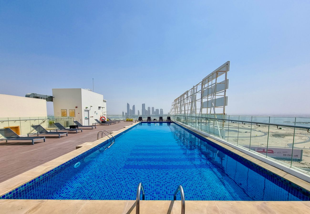 Apartment in Dubai - Azizi Aliyah | Studio