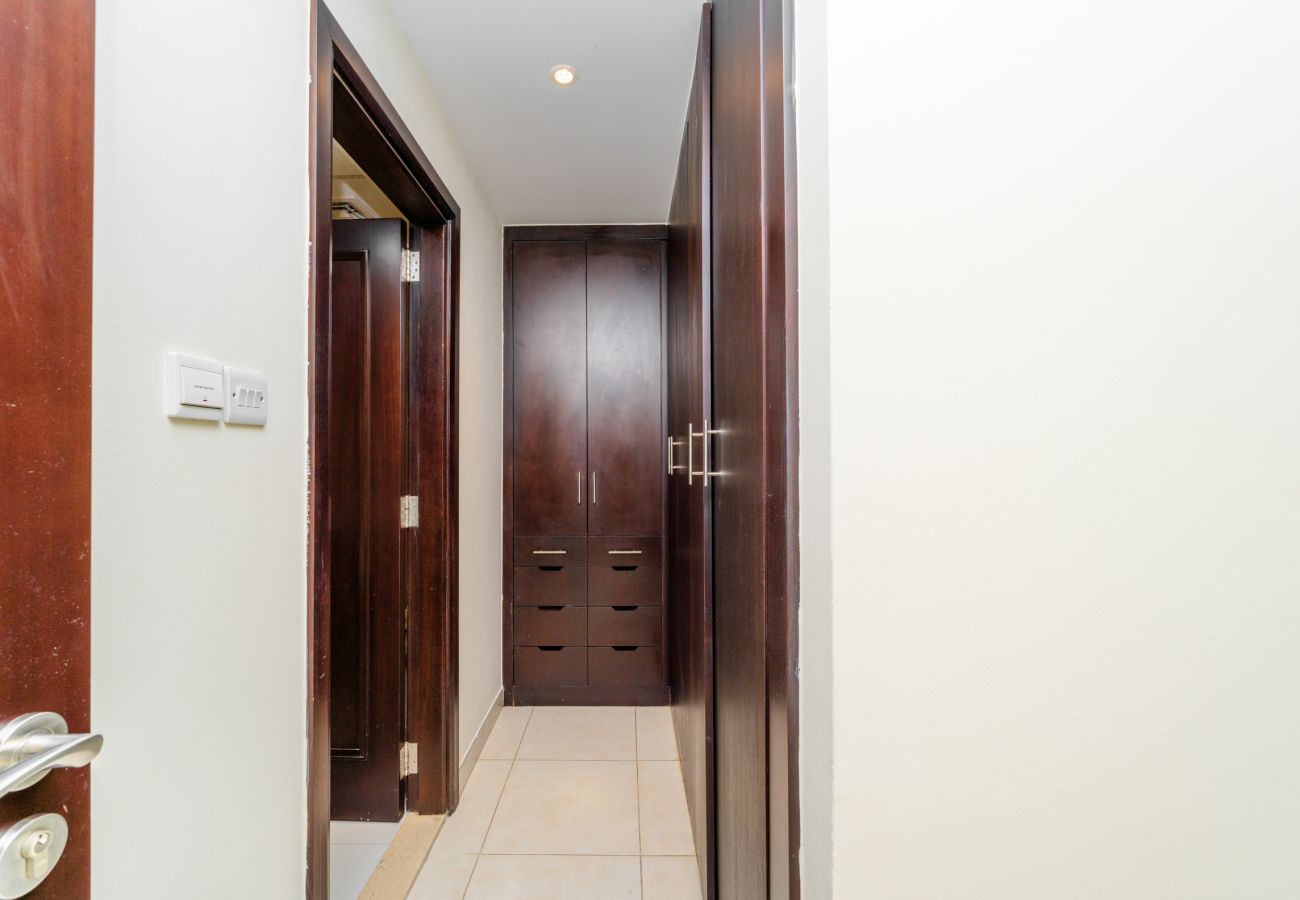 Apartment in Dubai - Travo B The Greens | 2 Bedrooms