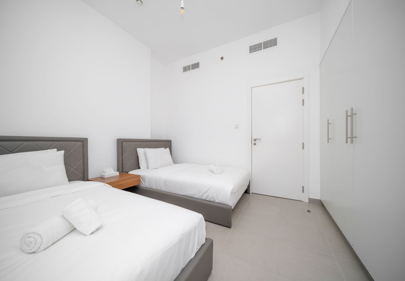 Apartment in Dubai - Zahra Breeze 4A - 2 bedroom