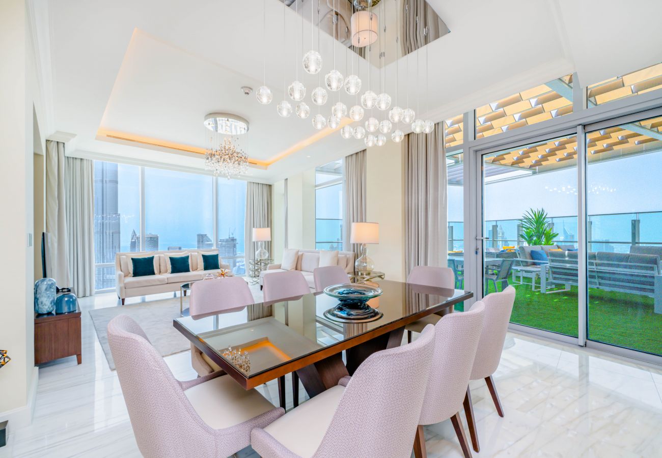Apartment in Dubai - Address Fountain Views | Penthouse