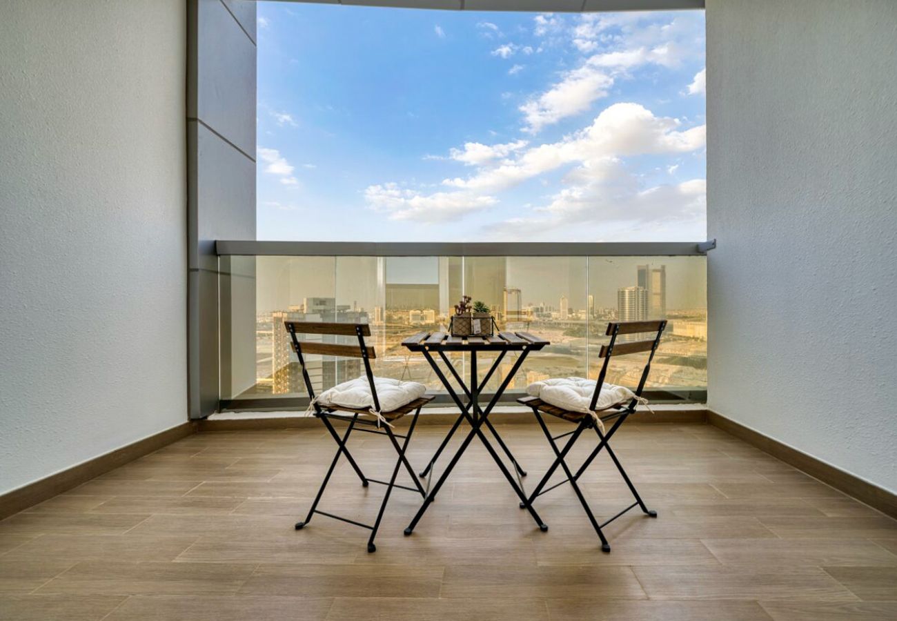 Apartment in Dubai - Hera Tower | Studio