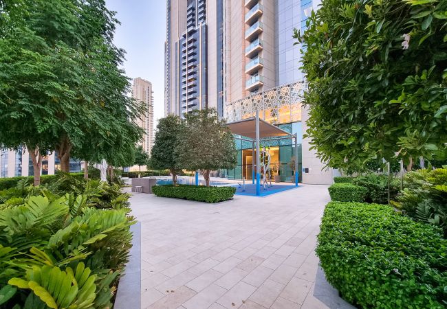 Apartment in Dubai - Address Fountain Views 1 | 2 Bedrooms