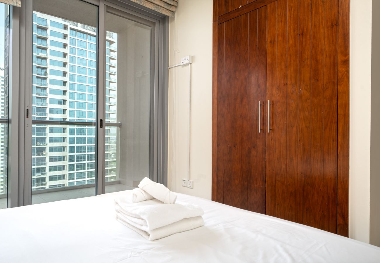Apartment in Dubai - Golf Towers 1 | 2 bedrooms
