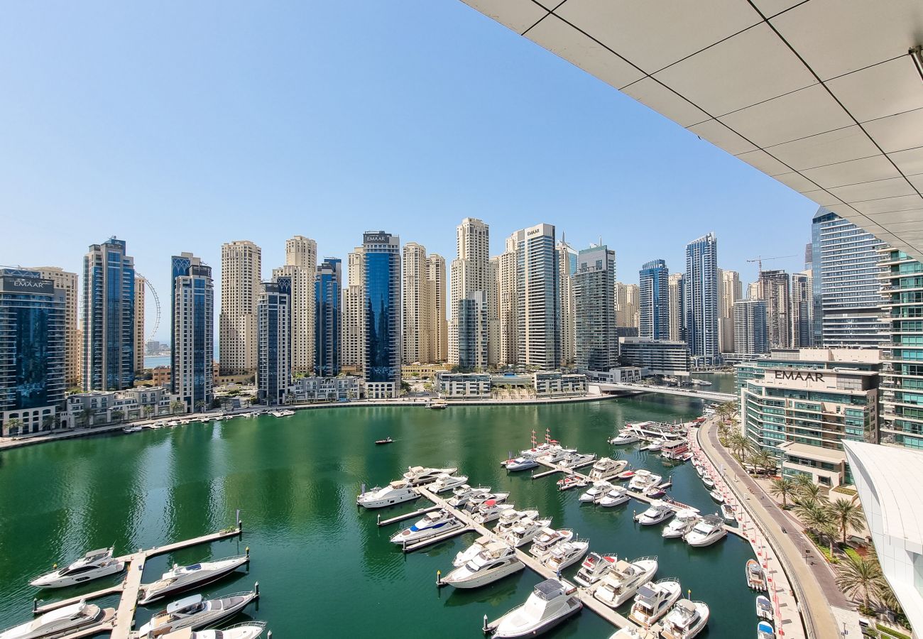 Apartment in Dubai - Vida Residences Dubai Marina | 1 Bedroom