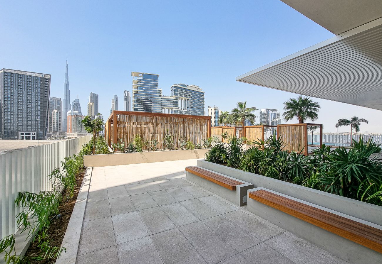 Apartment in Dubai - Upside Living | Studio with view of Burj Khalifa
