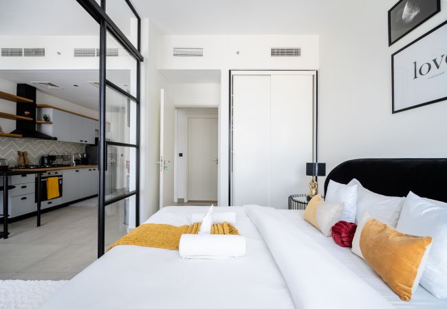 Apartment in Dubai - Socio Tower 2 | 1 bedroom